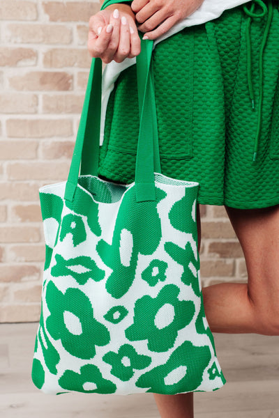 Lazy Daisy Knit Bag in Green