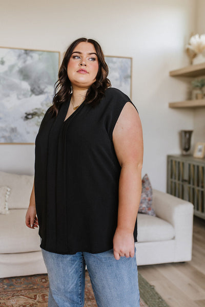 Elevate Everyday Blouse in Black